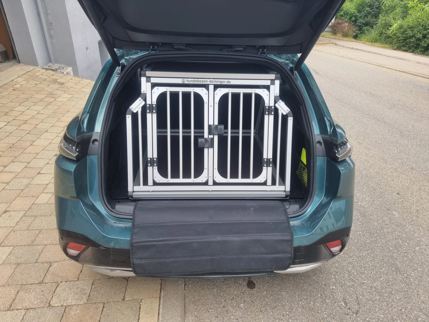 Doppelbox für Peugeot 308